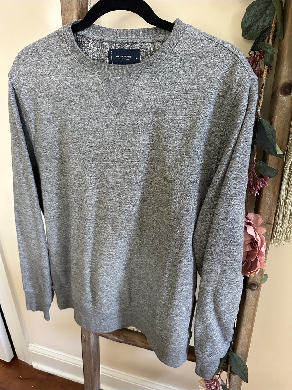 Lucky Brand Men's Heather Gray Crewneck Pullover